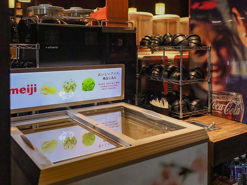 免飛日本!新竹也有80年代昭和感日式火烤兩吃炭烤吃到飽,比臉大、頂級加價$499龍蝦吃到飽