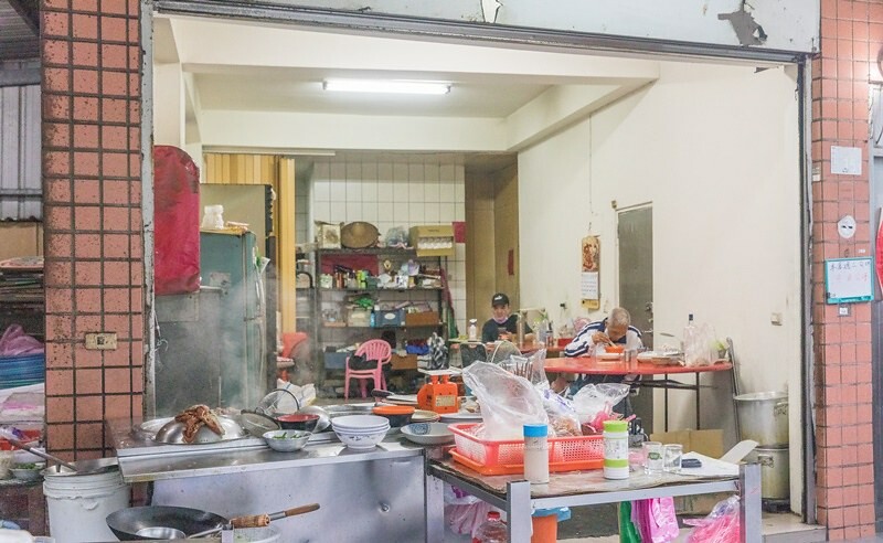 【基隆老味道三十三】鐵支路邊古早味什錦麵.料滿味鮮還有大量蔬菜.暖暖老街前四十年的暖暖老滋味