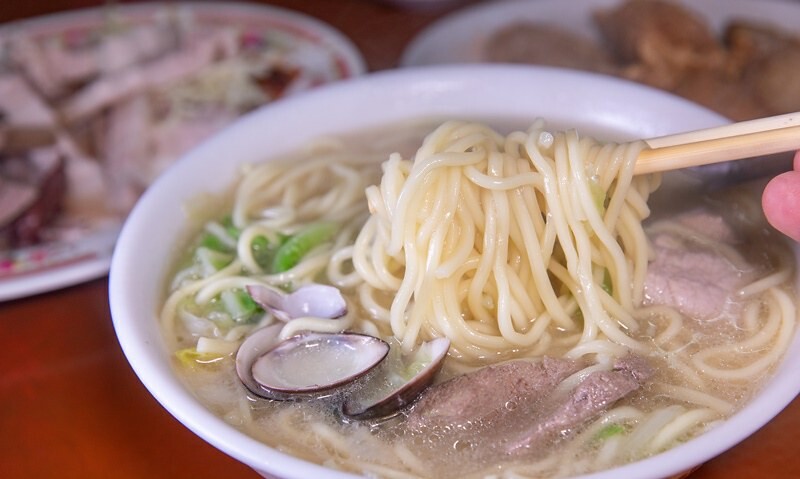 【基隆老味道三十三】鐵支路邊古早味什錦麵.料滿味鮮還有大量蔬菜.暖暖老街前四十年的暖暖老滋味