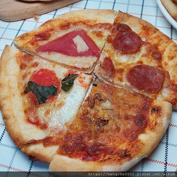 LINE_ALBUM_披薩老爹虎尾總店_220606_61.jpg