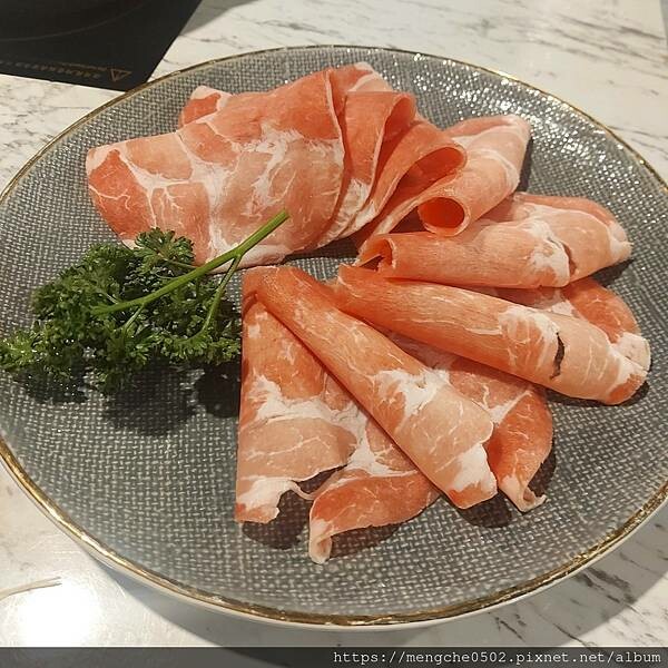 LINE_ALBUM_偷鍋_220531_9.jpg LINE_ALBUM_偷鍋_220531_9.jpg