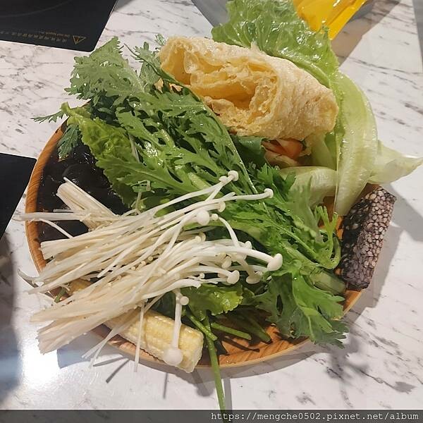 LINE_ALBUM_偷鍋_220602_4.jpg LINE_ALBUM_偷鍋_220602_4.jpg