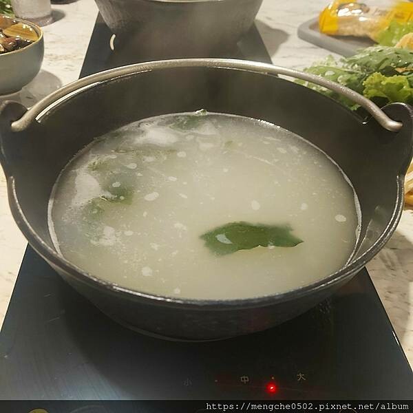 LINE_ALBUM_偷鍋_220531_2.jpg LINE_ALBUM_偷鍋_220531_2.jpg