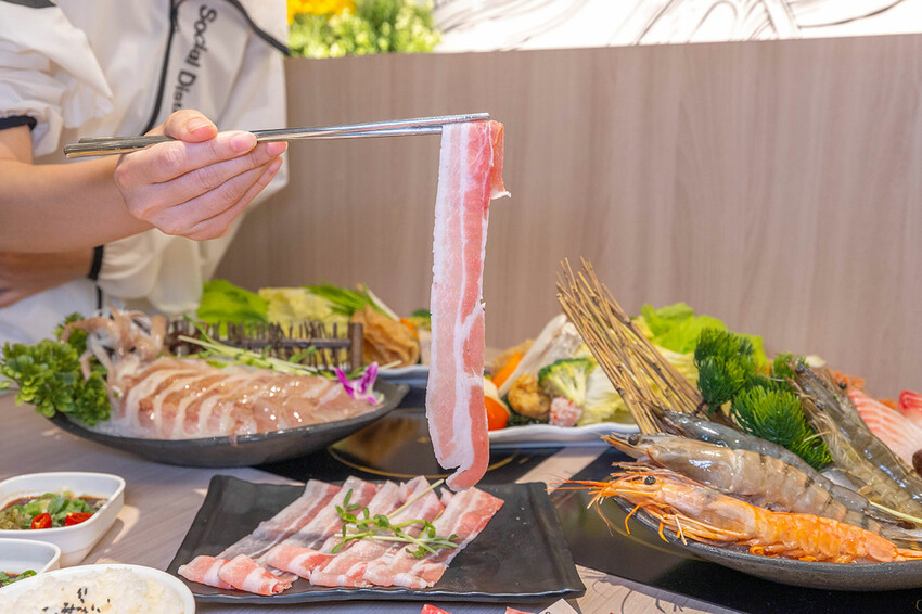 火鍋世家-台中復興尊爵店 火鍋世家-台中復興尊爵店