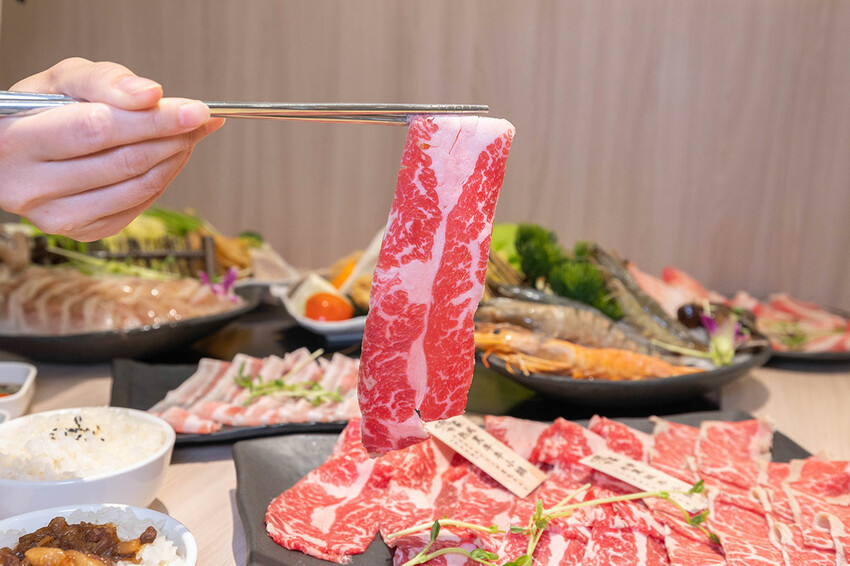 火鍋世家-台中復興尊爵店 火鍋世家-台中復興尊爵店