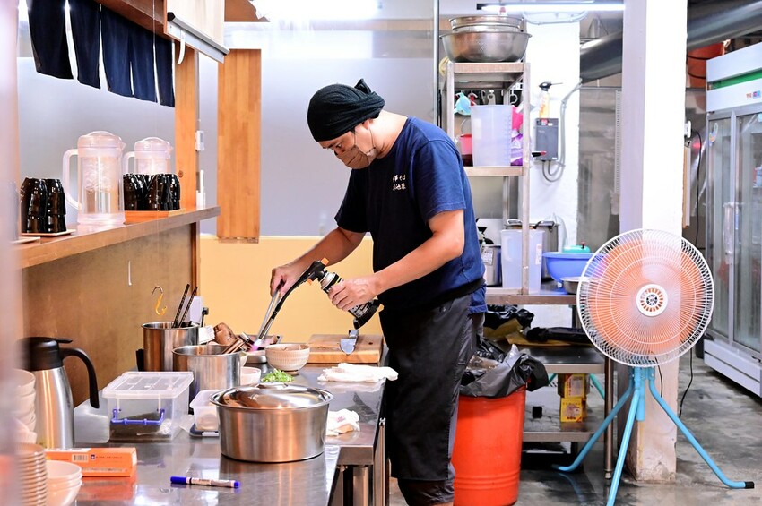 台中傳承東京大勝軒 麵屋零後初心力作 元祖沾麵/辛味拉麵大份量爽辣激推/中華そば東池袋