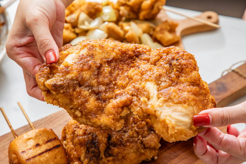 桃園八德必吃串烤店，品串串燒大口滿足。