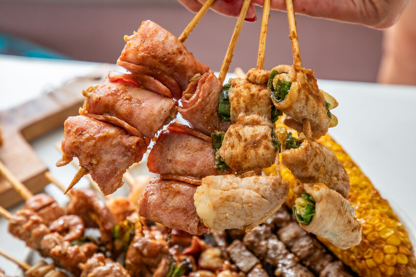 桃園八德必吃串烤店，品串串燒大口滿足。