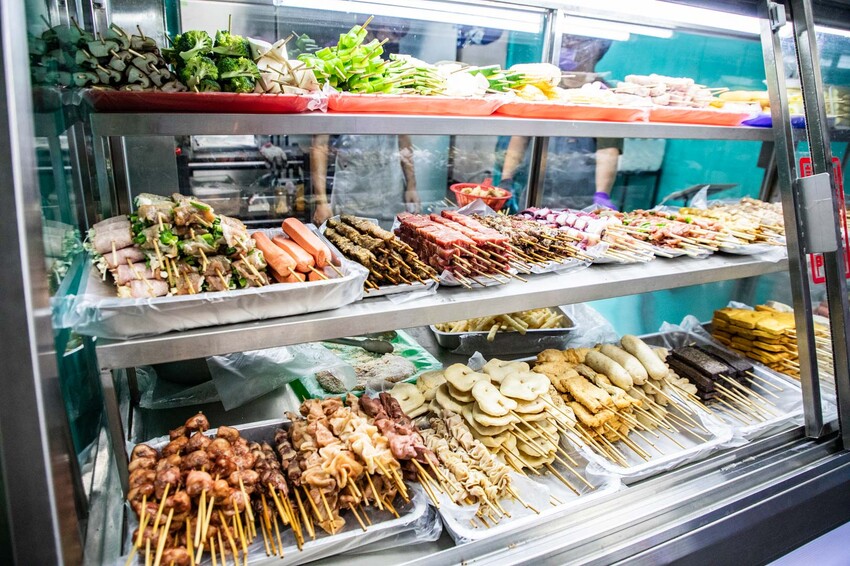 桃園八德必吃串烤店，品串串燒大口滿足。