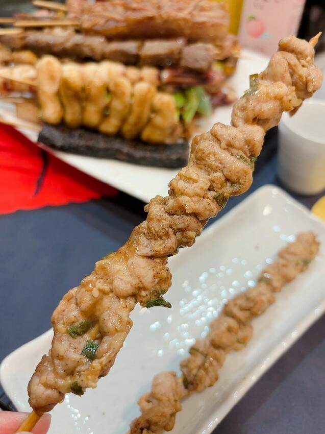 八德美食推薦，品串串燒平價高CP居酒屋。