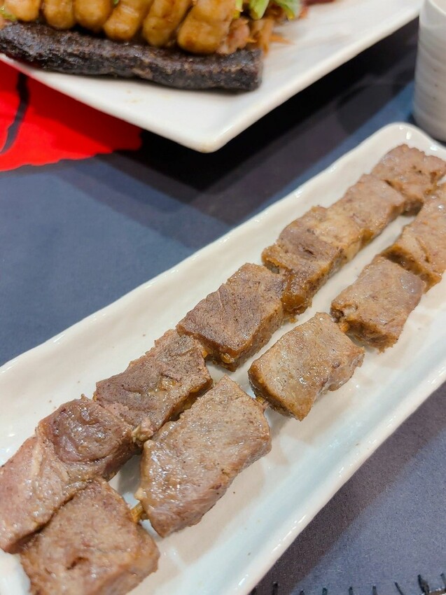 八德美食推薦，品串串燒平價高CP居酒屋。