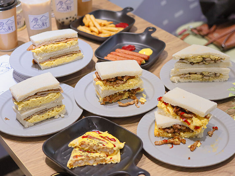 只有阿嬤做的吐司才這麼胖！滑嫩炒蛋水嫩好好吃，每一口都咬得到肉肉~