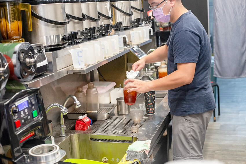 只用紅玉凍茶當基底茶的洞茶到底在紅什麼？那些是必點｜布雷克出走旅行視界