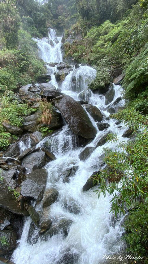 1211 4-五重溪瀑布03.jpg