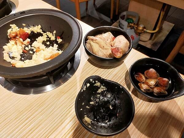 新北三峽狂一鍋北大店~新台式火鍋湯底~享無限自助吧~鍋要一起