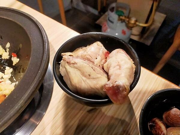 新北三峽狂一鍋北大店~新台式火鍋湯底~享無限自助吧~鍋要一起