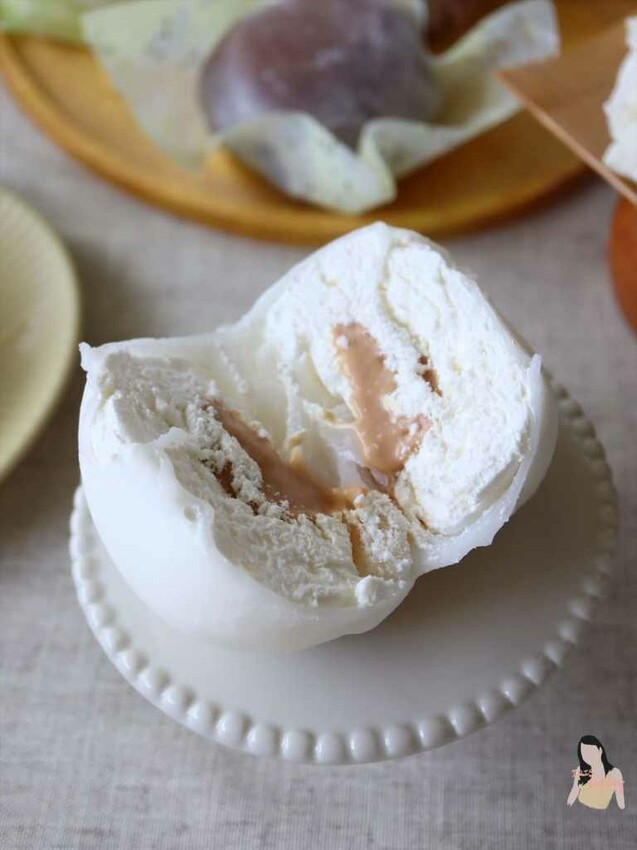 雲兒工坊多種創意口味雪莓娘，生乳冰搭配軟Q麻糬皮。送禮自用都適合 – Iris eating