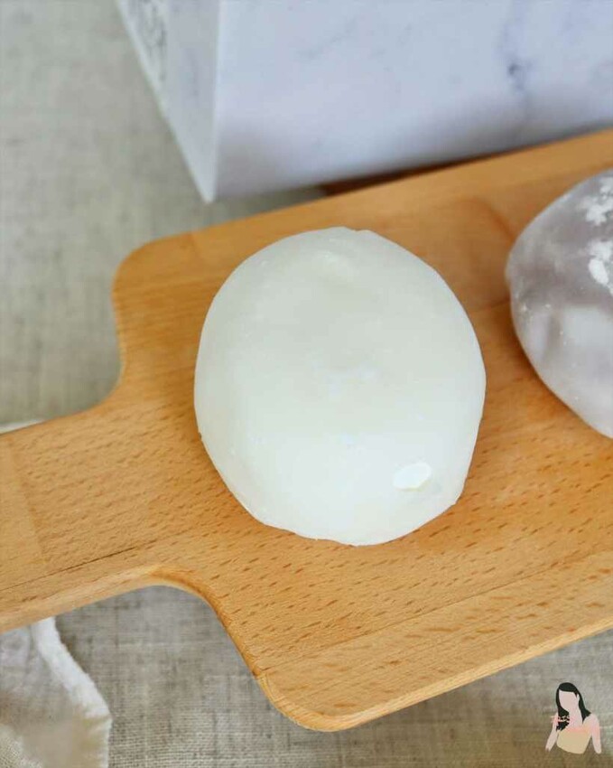 雲兒工坊多種創意口味雪莓娘，生乳冰搭配軟Q麻糬皮。送禮自用都適合 – Iris eating