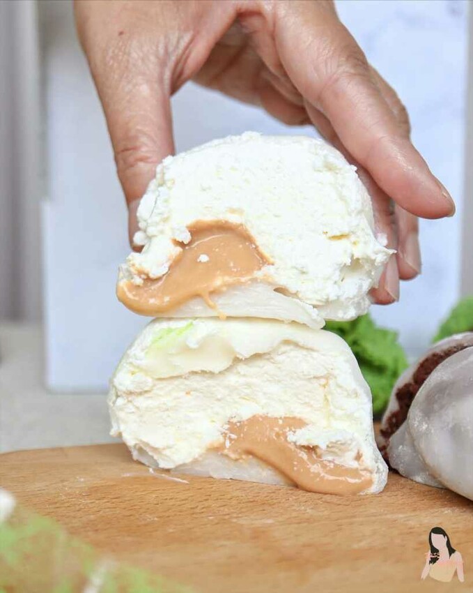 雲兒工坊多種創意口味雪莓娘，生乳冰搭配軟Q麻糬皮。送禮自用都適合 – Iris eating