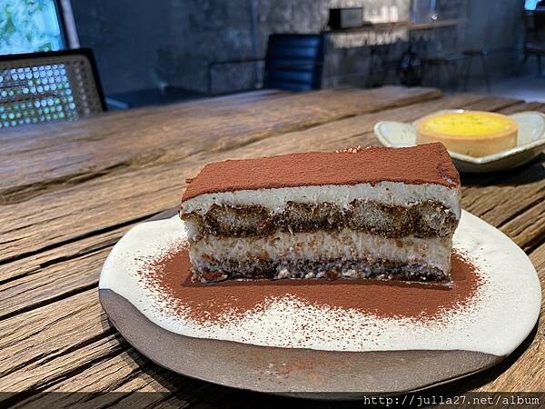 20230112_081506796_iOS-1