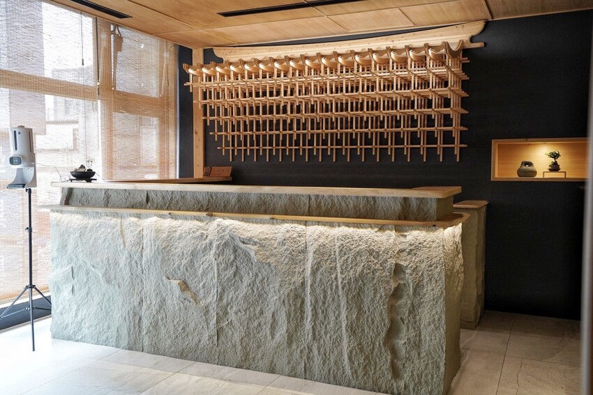 【新竹竹北】無菜單料理新選擇「雁新和食料理」,斥資千萬打造、附設私人停車場,另有提供私人包廂,每日用餐僅兩個時段!1500元就能享受這高級的視覺味覺雙饗宴~ - 阿華田的美食日記