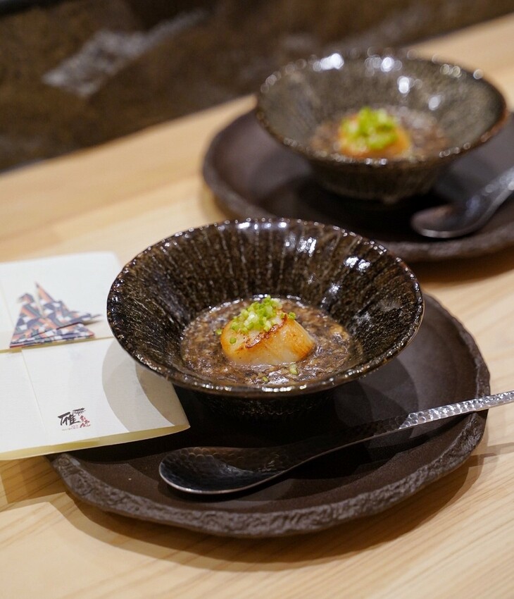 【新竹竹北】無菜單料理新選擇「雁新和食料理」,斥資千萬打造、附設私人停車場,另有提供私人包廂,每日用餐僅兩個時段!1500元就能享受這高級的視覺味覺雙饗宴~ - 阿華田的美食日記