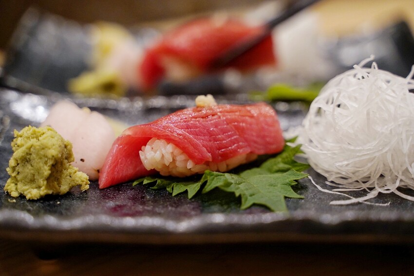 【新竹竹北】無菜單料理新選擇「雁新和食料理」,斥資千萬打造、附設私人停車場,另有提供私人包廂,每日用餐僅兩個時段!1500元就能享受這高級的視覺味覺雙饗宴~ - 阿華田的美食日記