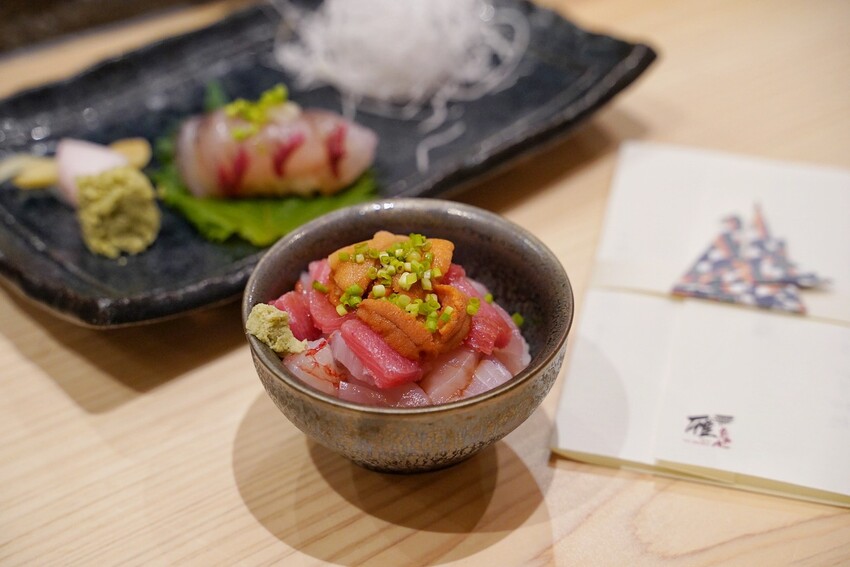 【新竹竹北】無菜單料理新選擇「雁新和食料理」,斥資千萬打造、附設私人停車場,另有提供私人包廂,每日用餐僅兩個時段!1500元就能享受這高級的視覺味覺雙饗宴~ - 阿華田的美食日記