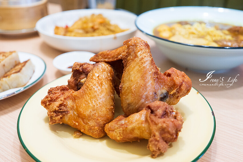 40年廚齡香港名廚楊華志坐鎮，帶來最道地的港式餐點，假日還有提供港式Brunch，蘆洲港點新地標 @Irene's 食旅．時旅