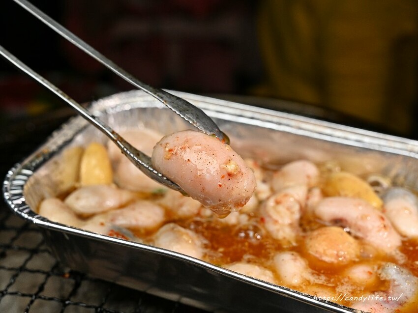 台中市西屯區Hi燒肉！油膩大叔の燒肉店｜台中高質感炭火燒肉推薦，傳統日式居酒屋風格，主打內臟燒肉