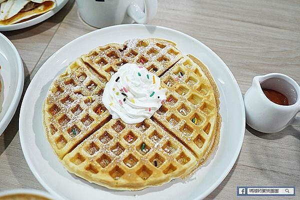 必吃芋泥肉鬆可頌!三重超人氣咖啡店可集咖啡不限時推薦。