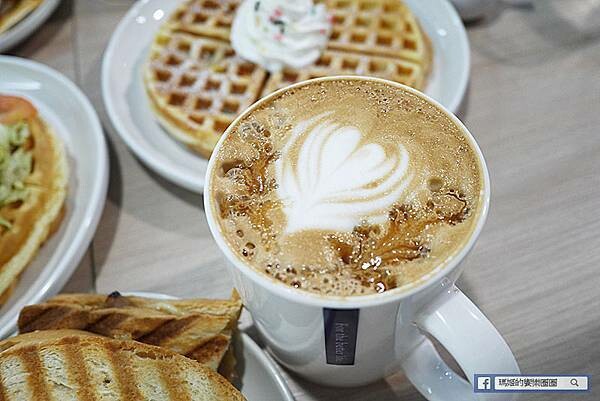 必吃芋泥肉鬆可頌!三重超人氣咖啡店可集咖啡不限時推薦。