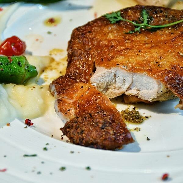 【台北士林】阿緹卡Pizza專賣店 Antica 58  | 美式建築庭園餐廳，羅馬式方形披薩，實驗室DIY冰咖啡，無限享用的氣泡水，經典義式甜點，2022菜單