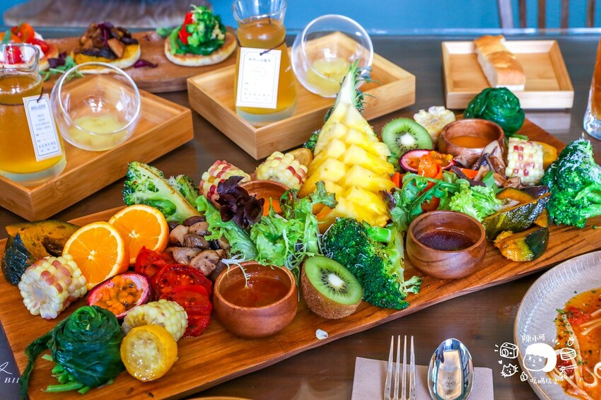 台北市士林區【陽明山餐廳】16間陽明山美食，土雞野菜/景觀餐廳/下午茶/咖啡館推薦