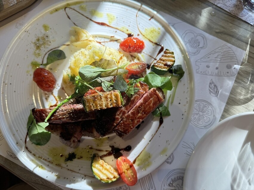 IMG_2694.JPEG IMG_2694.JPEG