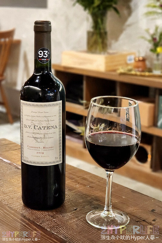 把南美家鄉味帶進來就是狂！ 台中唯一阿根廷炭烤牛排料理，各種高質感餐點讓味蕾大滿足~