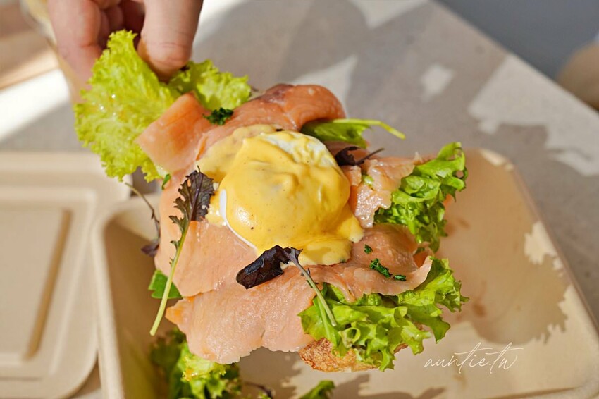 【台中】西屯｜GEOLIAM 門門，戶外空間大草地，豪宅區裡的IG熱門打卡咖啡廳