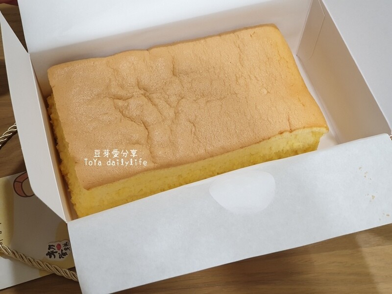 初蛋糕|豆漿香氣 不甜不膩 鬆軟好吃的豆漿蛋糕 🌱豆芽愛吃在台中