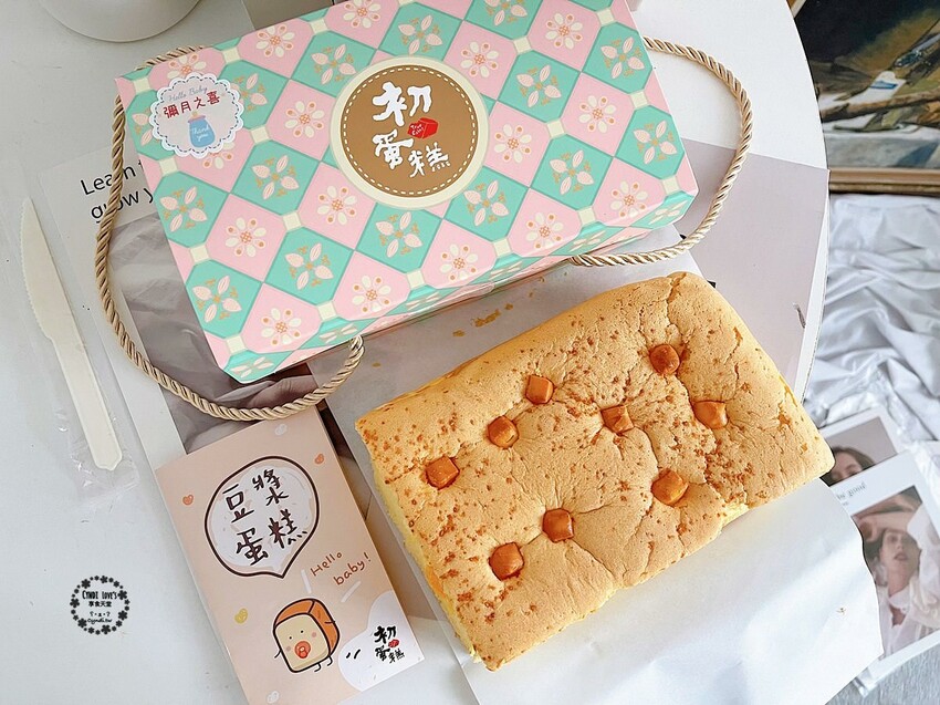 初蛋糕 豆漿蛋糕達人 臺中金典店，台中健康無負擔的豆漿蛋糕，彌月蛋糕票選第三名，復古花磚禮盒超好看 - Cyndi loves 享食天堂