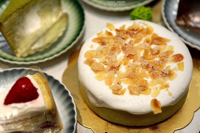 網友激推CP值超高！連不吃甜點都愛的30層手作千層蛋糕｜2度C倪菓NI GUO手作千層蛋糕(豐原廟東夜市)