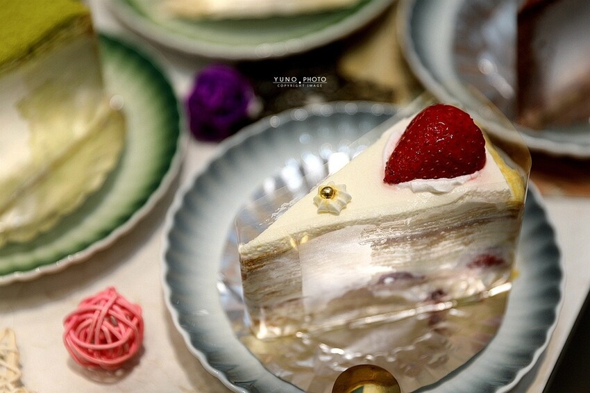 網友激推CP值超高！連不吃甜點都愛的30層手作千層蛋糕｜2度C倪菓NI GUO手作千層蛋糕(豐原廟東夜市)