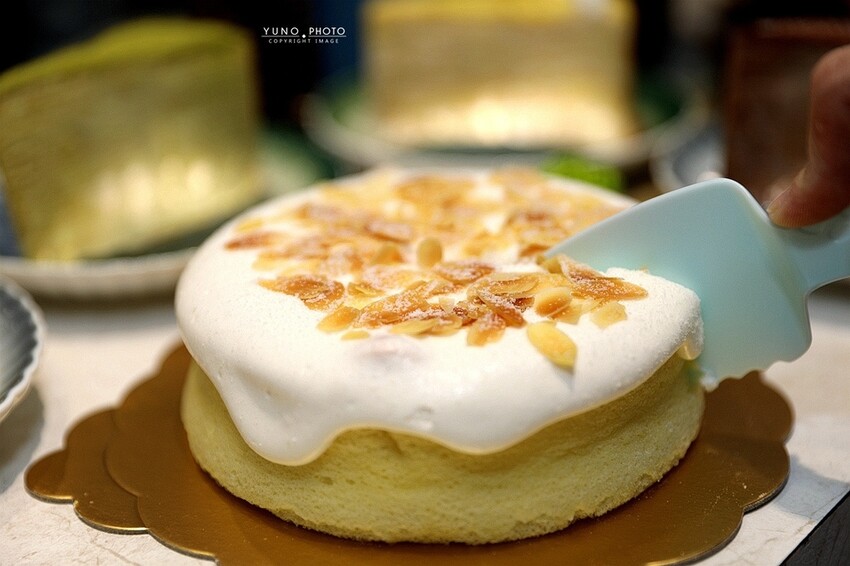 網友激推CP值超高！連不吃甜點都愛的30層手作千層蛋糕｜2度C倪菓NI GUO手作千層蛋糕(豐原廟東夜市)