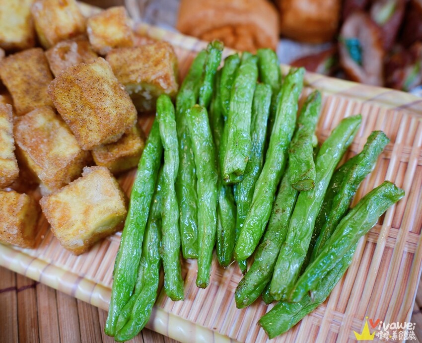 苗栗市美食｜『嵐町雞排-苗栗店』現點現炸的好吃炸物～超厚實雞排&巨無霸魷魚~還有誠意十足的優惠活動! - 瑋瑋＊美食萬歲