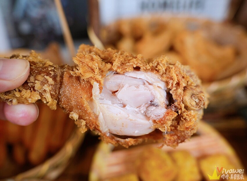 苗栗市美食｜『嵐町雞排-苗栗店』現點現炸的好吃炸物～超厚實雞排&巨無霸魷魚~還有誠意十足的優惠活動! - 瑋瑋＊美食萬歲