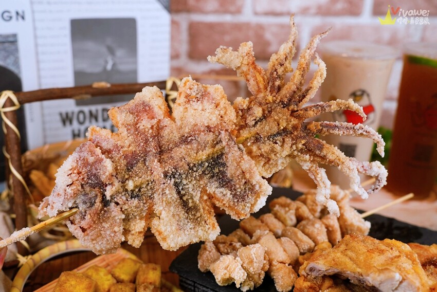 苗栗市美食｜『嵐町雞排-苗栗店』現點現炸的好吃炸物～超厚實雞排&巨無霸魷魚~還有誠意十足的優惠活動! - 瑋瑋＊美食萬歲