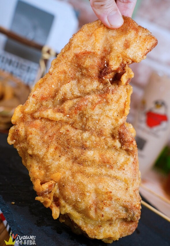 苗栗市美食｜『嵐町雞排-苗栗店』現點現炸的好吃炸物～超厚實雞排&巨無霸魷魚~還有誠意十足的優惠活動! - 瑋瑋＊美食萬歲