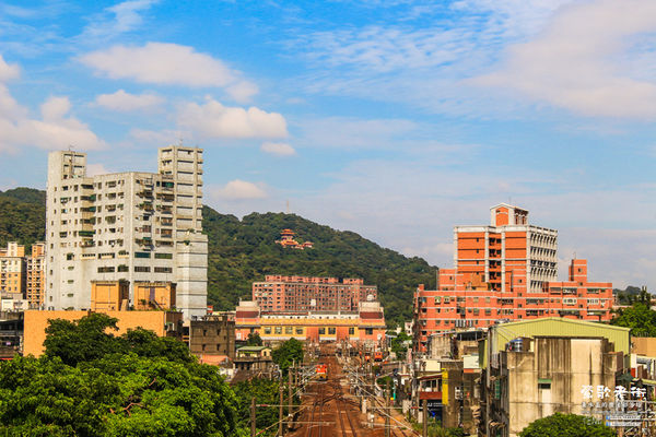 鶯歌老街喫淘趣之二│新北市/鶯歌區(鶯歌老街文化巡禮、重新認識鶯歌之美二部曲，鶯歌陶瓷一日小旅行系列)