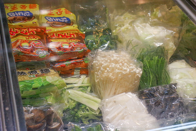 【台中美食】泰式愛好者絕不能錯過的泰式滷味，綠咖哩和冬蔭功醬汁泰讚了｜太泰滷味