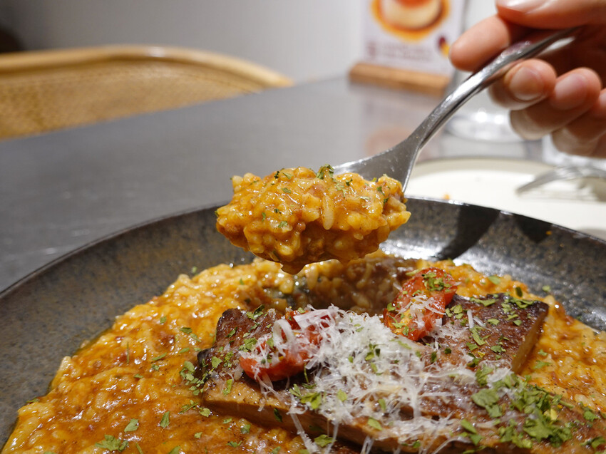 新北新店—Hazukido 八月堂概念店｜可頌專賣跨足餐飲 全球旗艦店落腳大坪林｜民權路、耕莘醫院