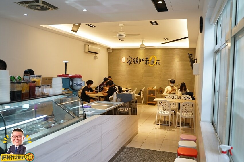 精選食材.用心製作滿滿豆香味的豆花.各式甜品 傳統豆花.布丁豆花.黑糖剉冰.芋圓仙草凍